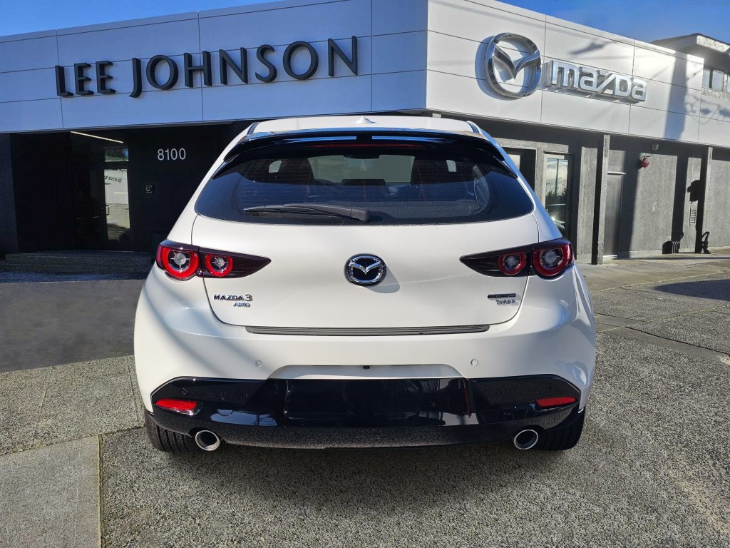 New 2026 MAZDA MAZDA3 Hatchback w/Premium Plus Pkg AWD/4WD image 4