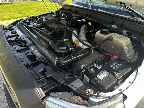 Used 2014 Ford F550 4x4 Regular Cab Super Duty image 31