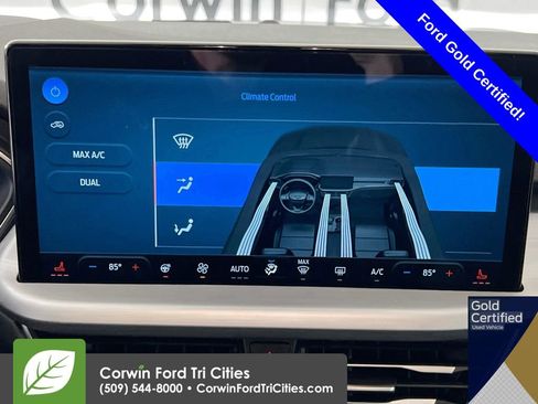 Used 2025 Ford Escape Platinum image 9