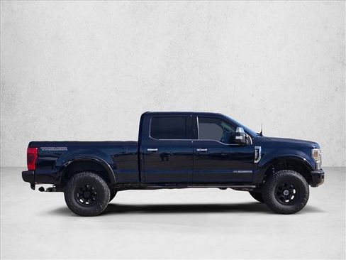 Used 2022 Ford F350 Platinum w/ Tremor Off-Road Package image 4