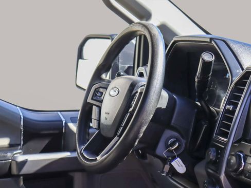 Used 2019 Ford F150 XLT w/ Trailer Tow Package image 37