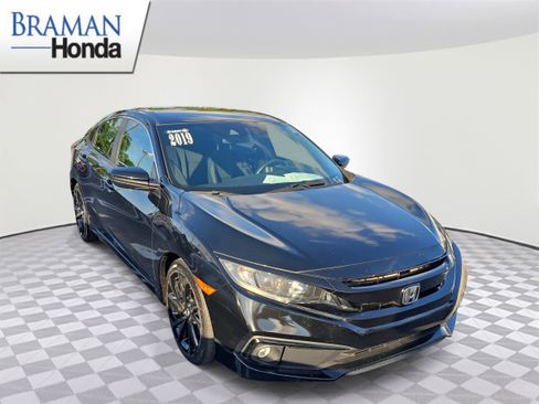 Used 2019 Honda Civic Sport image 2
