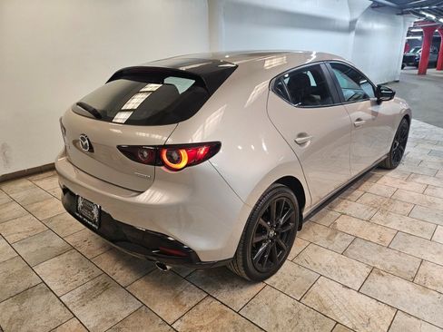 Used 2024 MAZDA MAZDA3 s image 3