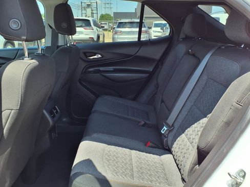 Used 2022 Chevrolet Equinox LT FWD image 21