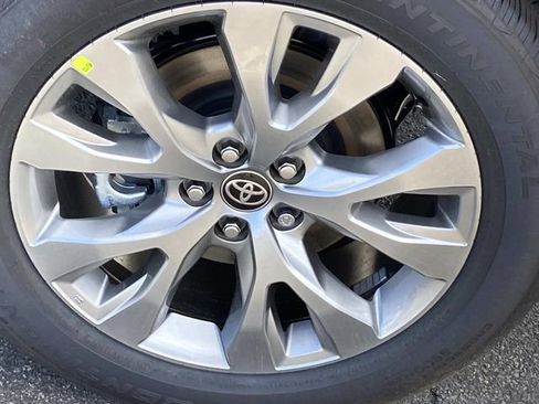 New 2026 Toyota Grand Highlander Limited image 6