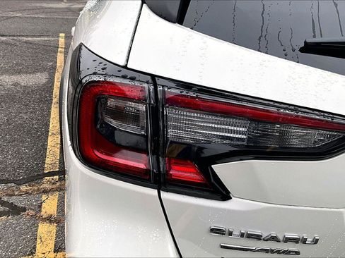 Used 2025 Subaru Outback Premium image 33