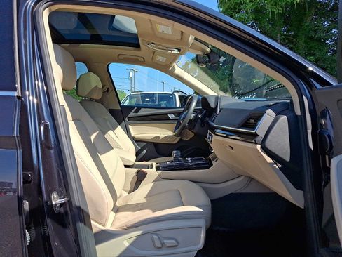 Used 2020 Audi Q5 2.0T Premium Plus w/ Premium Plus Package AWD/4WD image 15