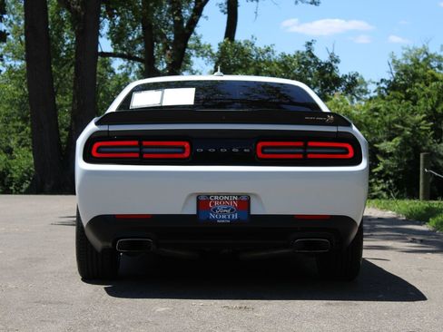 Used 2021 Dodge Challenger R/T Scat Pack RWD image 6