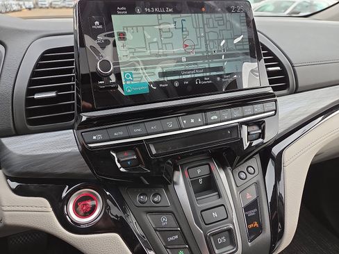 New 2026 Honda Odyssey Elite image 11