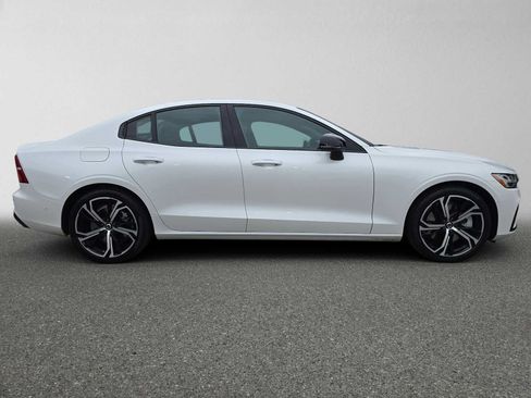 Certified 2023 Volvo S60 T8 Ultimate w/ Climate Package AWD/4WD image 3