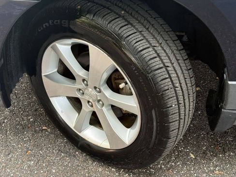 Used 2013 Subaru Outback 2.5i Limited w/ Moonroof Pkg AWD/4WD image 9