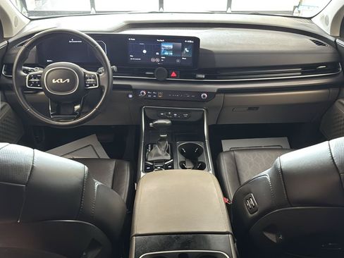 Used 2025 Kia Carnival SX FWD image 24