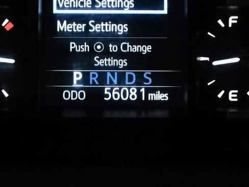Used 2019 Toyota Tundra SR5 w/ SR5 Upgrade Package AWD/4WD image 19