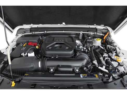 Used 2025 Jeep Wrangler Sahara w/ Safety Group image 15