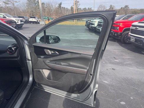 Used 2024 Chevrolet Blazer EV RS image 25