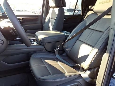 New 2026 Chevrolet Tahoe High Country AWD/4WD image 7