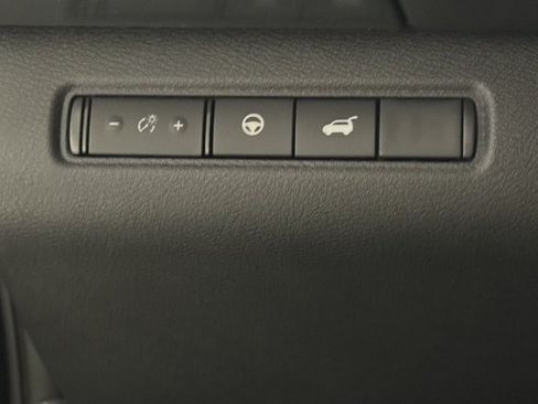 New 2026 Nissan Pathfinder SL AWD/4WD image 9