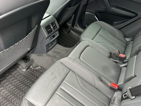 Used 2025 Audi Q5 2.0T Premium w/ Convenience Plus Package image 11