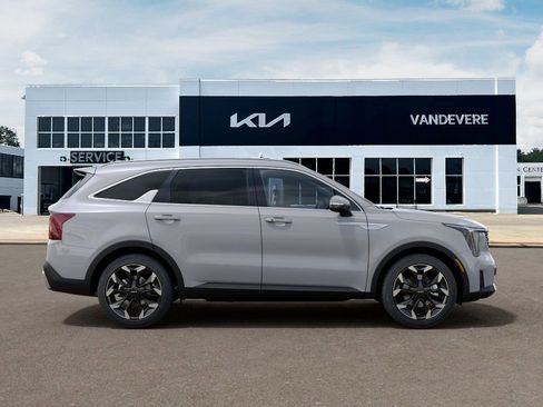 New 2026 Kia Sorento EX FWD image 9