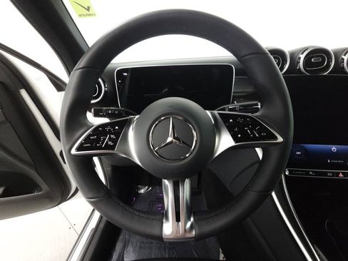 Certified 2026 Mercedes-Benz GLC 300 4MATIC image 11