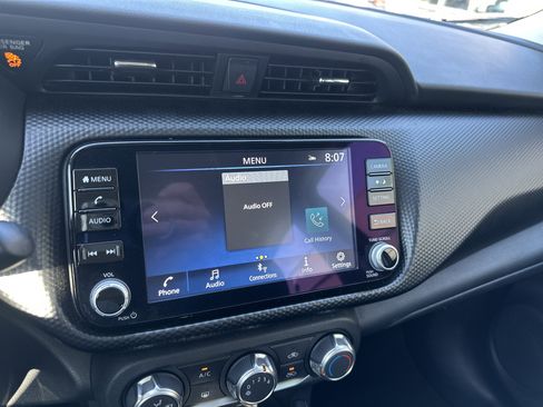 Used 2024 Nissan Kicks SV w/ Interior Electronics Package image 17