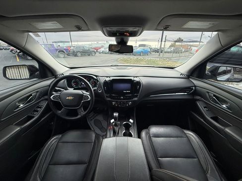 Used 2021 Chevrolet Traverse Premier w/ Redline Edition image 13