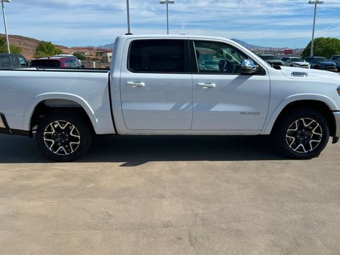 New 2026 RAM 1500 Laramie AWD/4WD image 6
