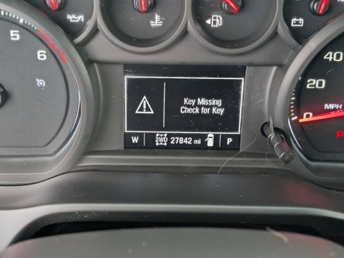 Used 2024 Chevrolet Silverado 2500 Custom w/ Custom Value Package image 12