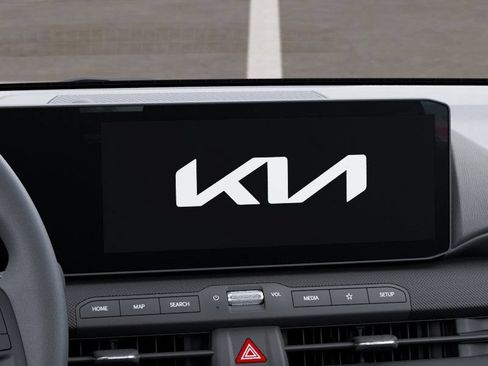 New 2026 Kia K4 FWD image 27
