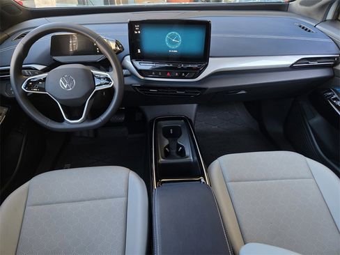 Certified 2024 Volkswagen ID.4 S image 13