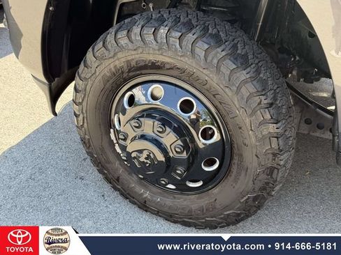 Used 2024 RAM 3500 Limited w/ Night Edition AWD/4WD image 11