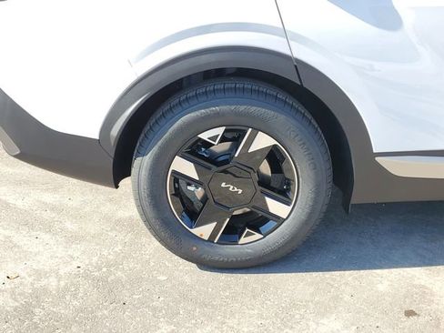 New 2026 Kia Sportage LX w/ LX Convenience Package image 5