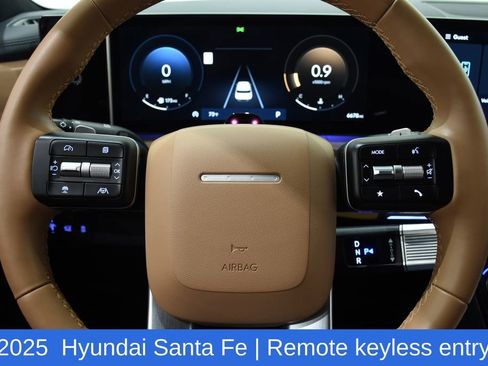 Used 2025 Hyundai Santa Fe Limited AWD/4WD image 12
