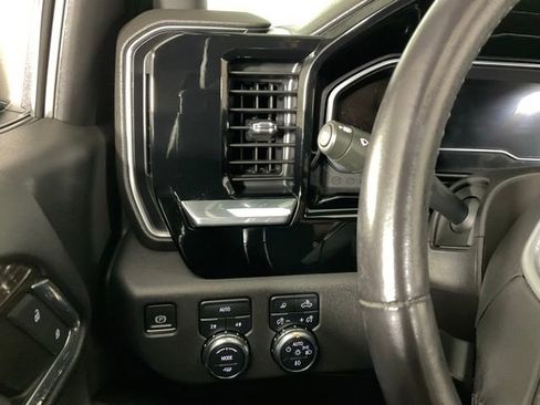 Used 2022 GMC Sierra 1500 Elevation w/ Elevation Premium Package image 21
