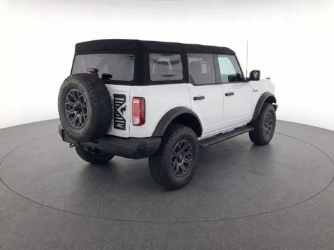 Used 2022 Ford Bronco Black Diamond image 5