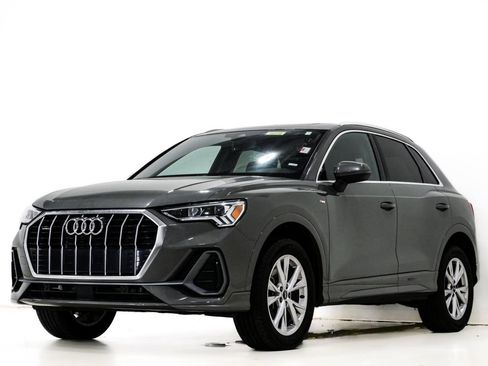 Used 2024 Audi Q3 2.0T Premium image 3