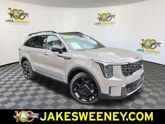 Certified 2025 Kia Sorento SX Prestige w/ Olive Brown Leather Package AWD/4WD video 1