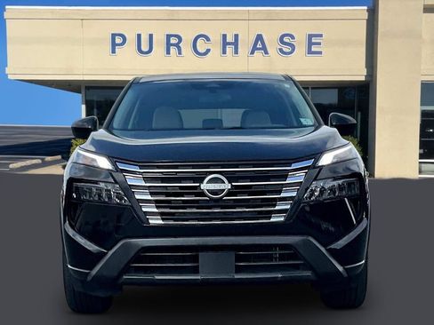 Used 2025 Nissan Rogue SV AWD/4WD image 2