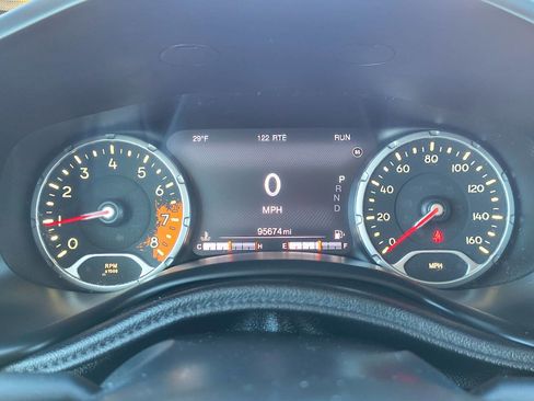 Used 2015 Jeep Renegade Limited w/ Safety & Security Group I image 15