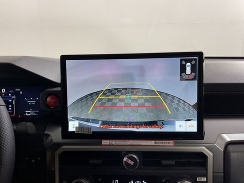 Used 2025 Toyota Tacoma 4x4 Double Cab image 25