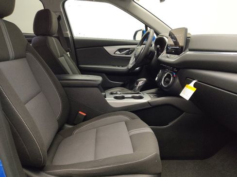 Used 2024 Chevrolet Blazer LT w/ Convenience Package image 21