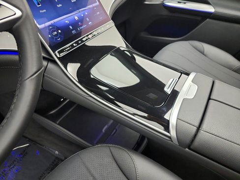 Certified 2025 Mercedes-Benz EQE 350+ SUV image 11