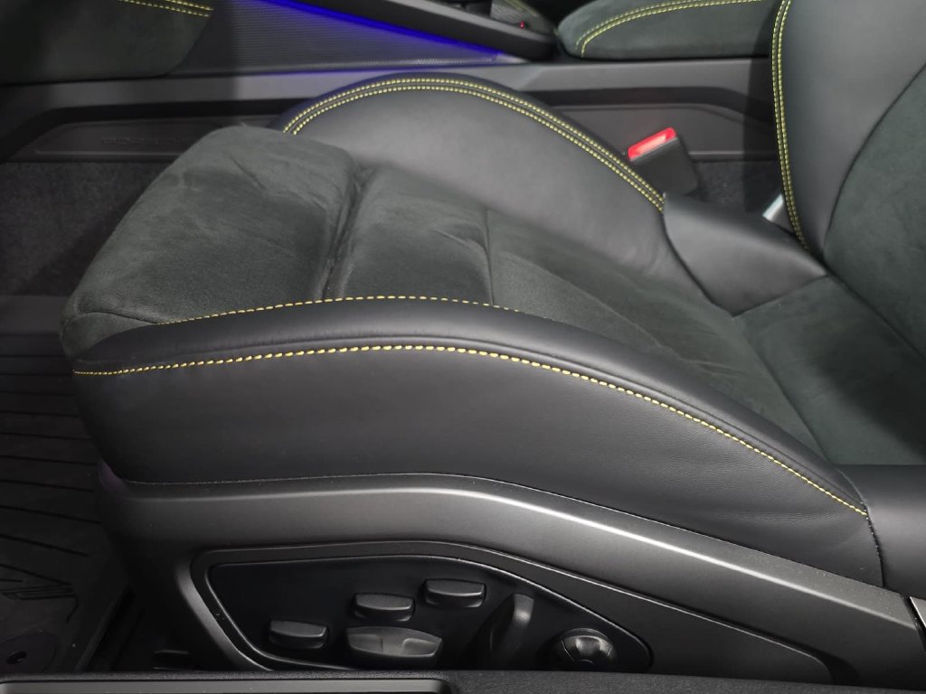 Certified 2025 Porsche 911 GT3 RS RWD image 25