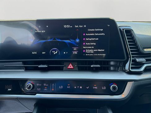 Used 2023 Kia Sportage EX image 22