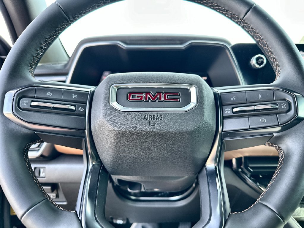 New 2026 GMC Canyon AT4 w/ Nightfall Essentials Package AWD/4WD image 33