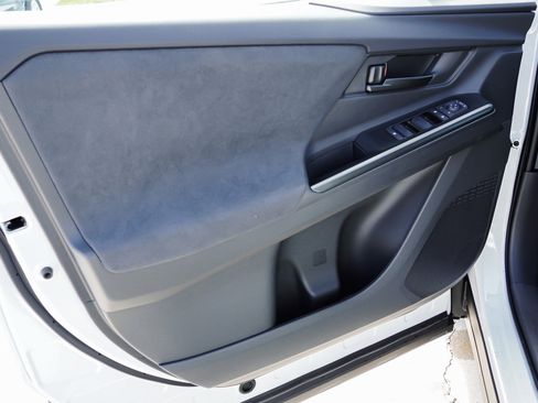 New 2026 Toyota C-HR w/ Cold Weather Package image 20