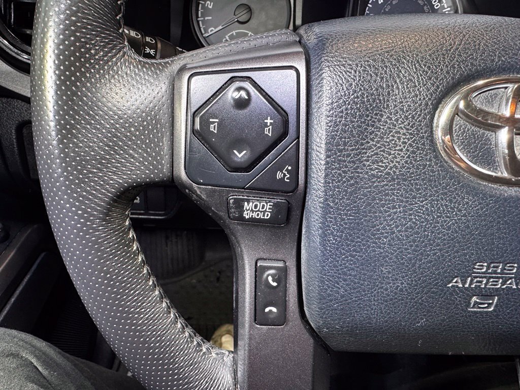 Used 2019 Toyota Tacoma TRD Sport w/ Technology Package AWD/4WD image 24