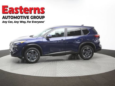 Used 2024 Nissan Rogue SV AWD/4WD image 58