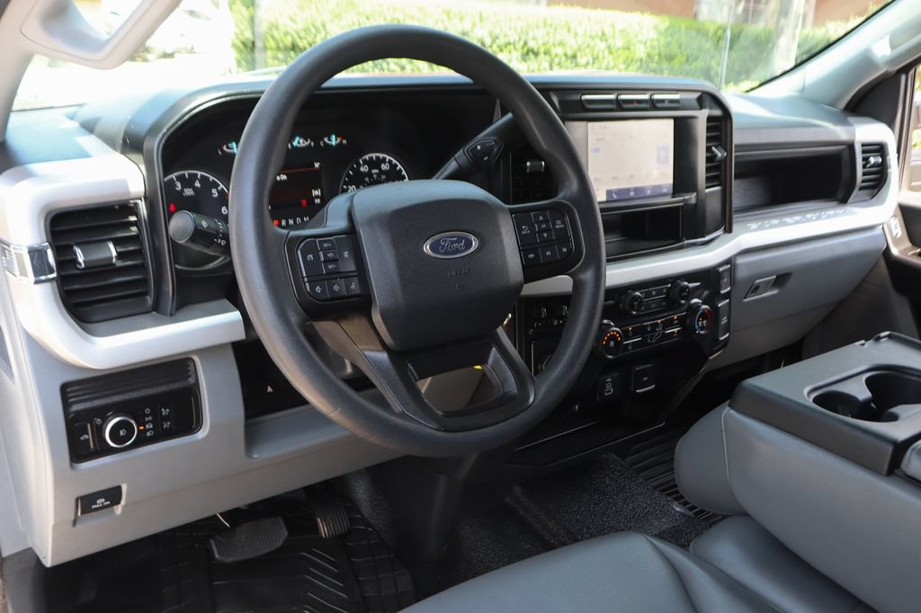 Used 2023 Ford F250 XL w/ XL Chrome Package RWD image 18