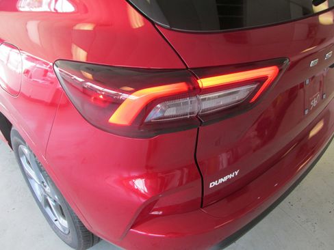 Used 2023 Ford Escape ST-Line image 12